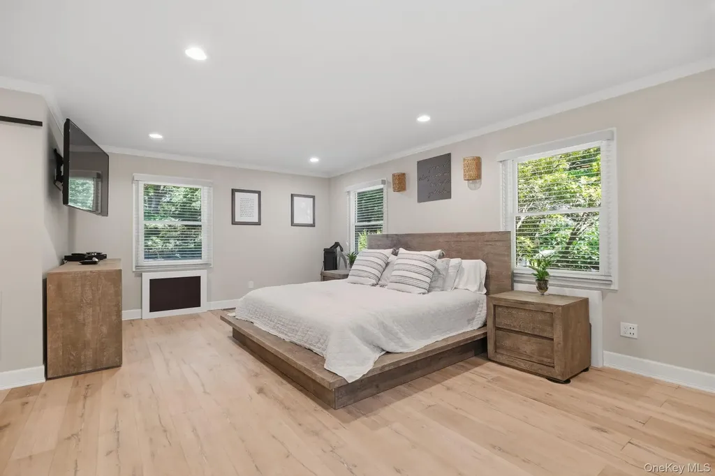 30 Landing Meadow Road Smithtown NY 11787