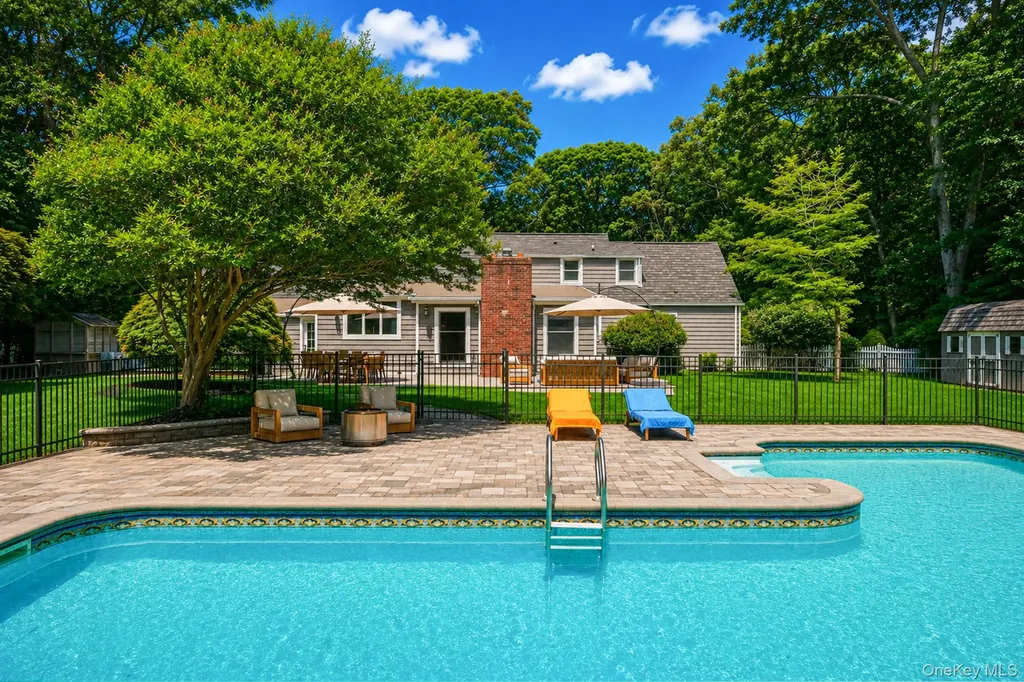 30 Landing Meadow Road Smithtown NY 11787