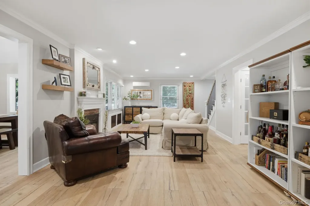 30 Landing Meadow Road Smithtown NY 11787