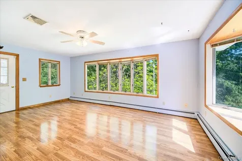 26 Russell Road Wappingers Falls NY 12590