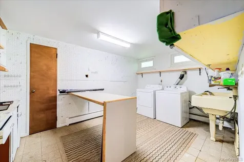 26 Russell Road Wappingers Falls NY 12590