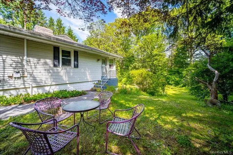 26 Russell Road Wappingers Falls NY 12590