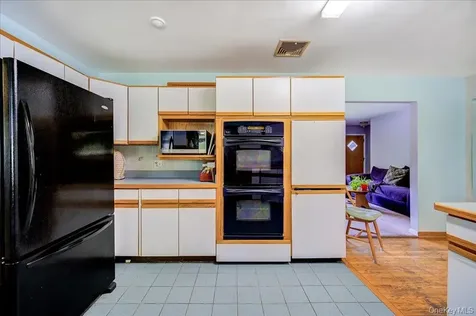 26 Russell Road Wappingers Falls NY 12590