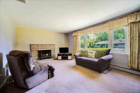 26 Russell Road Wappingers Falls NY 12590