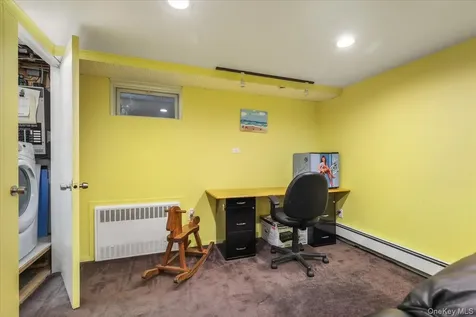11 Damin Drive Farmingdale NY 11735