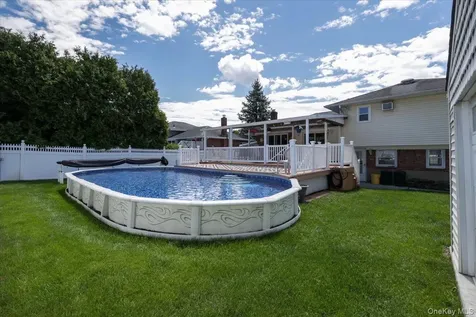 11 Damin Drive Farmingdale NY 11735