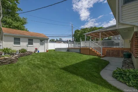 11 Damin Drive Farmingdale NY 11735
