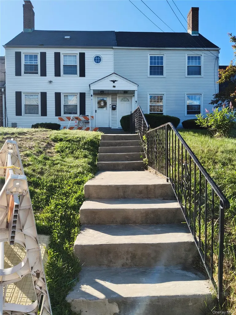 7 Lanecrest Avenue New Rochelle NY 10805