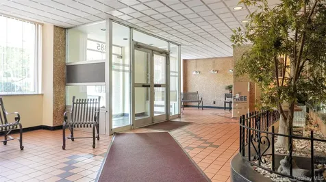 385 Mclean Avenue Yonkers NY 10705