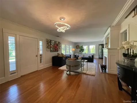 38 Gedney Park Drive White Plains NY 10605