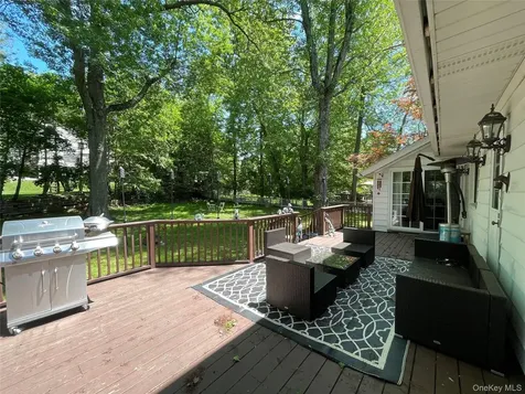 38 Gedney Park Drive White Plains NY 10605