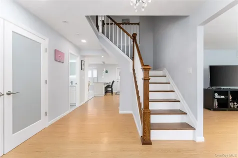 12 Annandale Road Stony Brook NY 11790