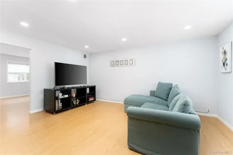 12 Annandale Road Stony Brook NY 11790