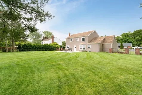 12 Annandale Road Stony Brook NY 11790