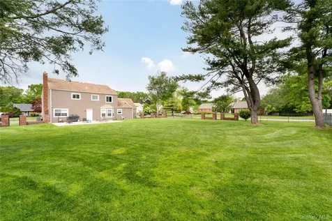 12 Annandale Road Stony Brook NY 11790