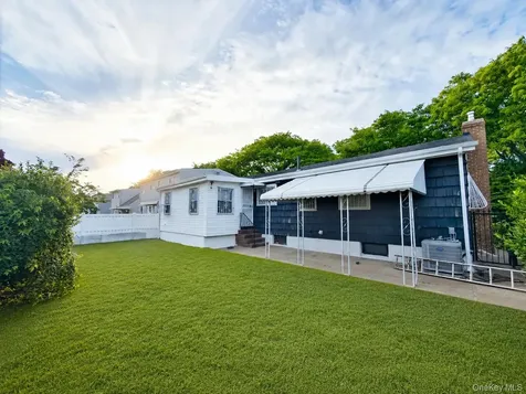 255-40 147th Drive Rosedale NY 11422