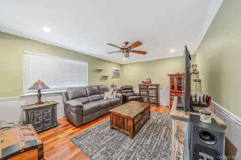 4 Sharon Drive Coram NY 11727