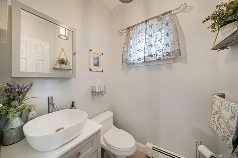 4 Sharon Drive Coram NY 11727