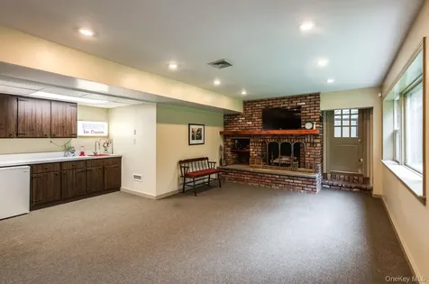 121 Andrews Road Lagrangeville NY 12540