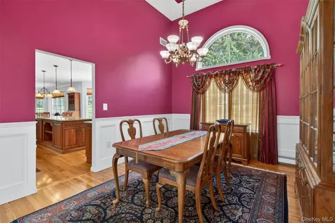 8 Twin Spring Lane Florida NY 10921