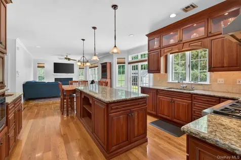 8 Twin Spring Lane Call Listing Agent NY 10921