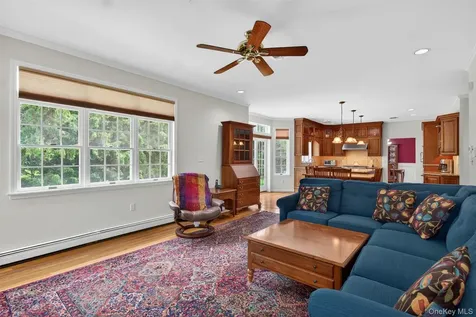 8 Twin Spring Lane Call Listing Agent NY 10921