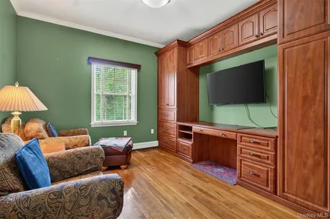 8 Twin Spring Lane Call Listing Agent NY 10921
