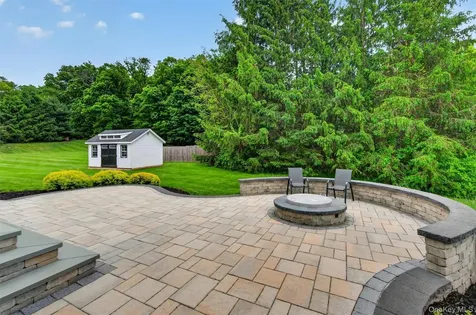 8 Twin Spring Lane Call Listing Agent NY 10921