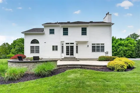 8 Twin Spring Lane Florida NY 10921