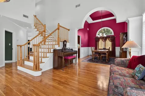 8 Twin Spring Lane Call Listing Agent NY 10921