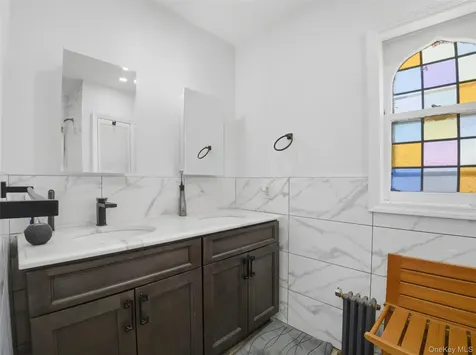 13054 226th Street Laurelton NY 11413