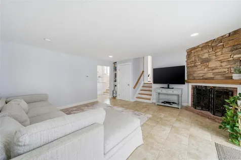 161 Sunset Road Massapequa NY 11758