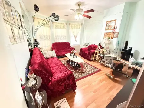 3935 Barnes Avenue Bronx NY 10466