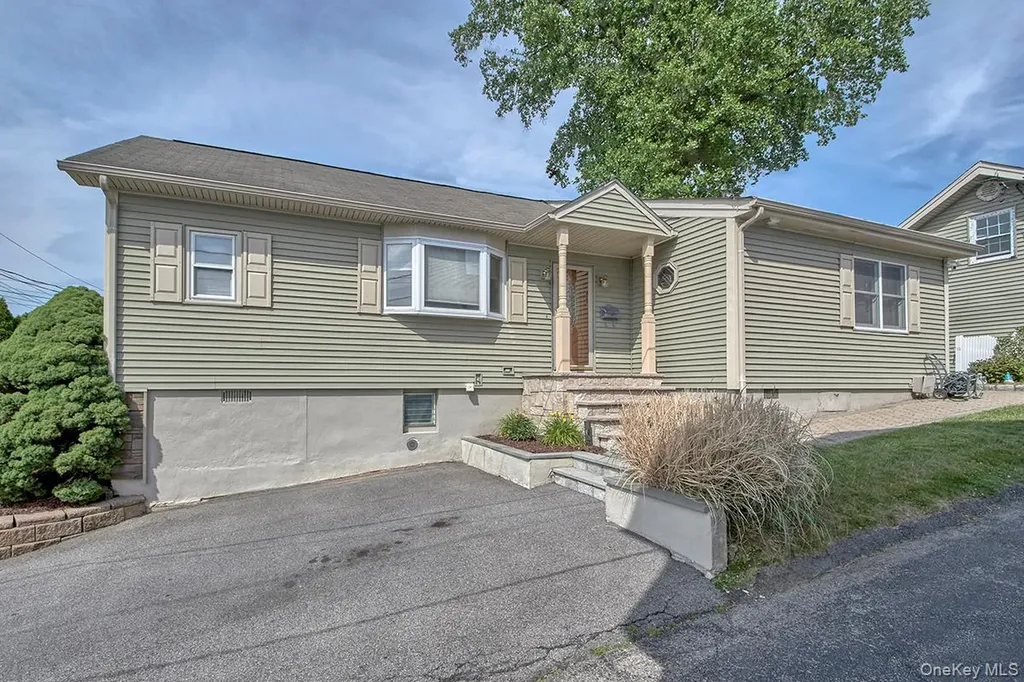 108 Lincoln Avenue E West Harrison NY 10604