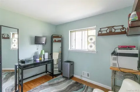 395 Saldane Avenue North Babylon NY 11703