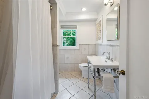 632 Colonial Avenue Pelham NY 10803