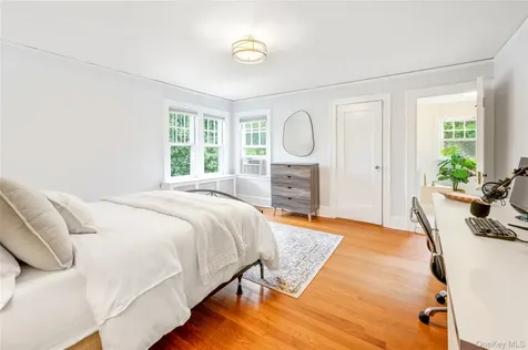 632 Colonial Avenue Pelham NY 10803