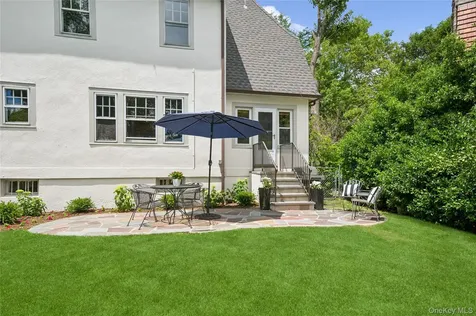 632 Colonial Avenue Pelham NY 10803