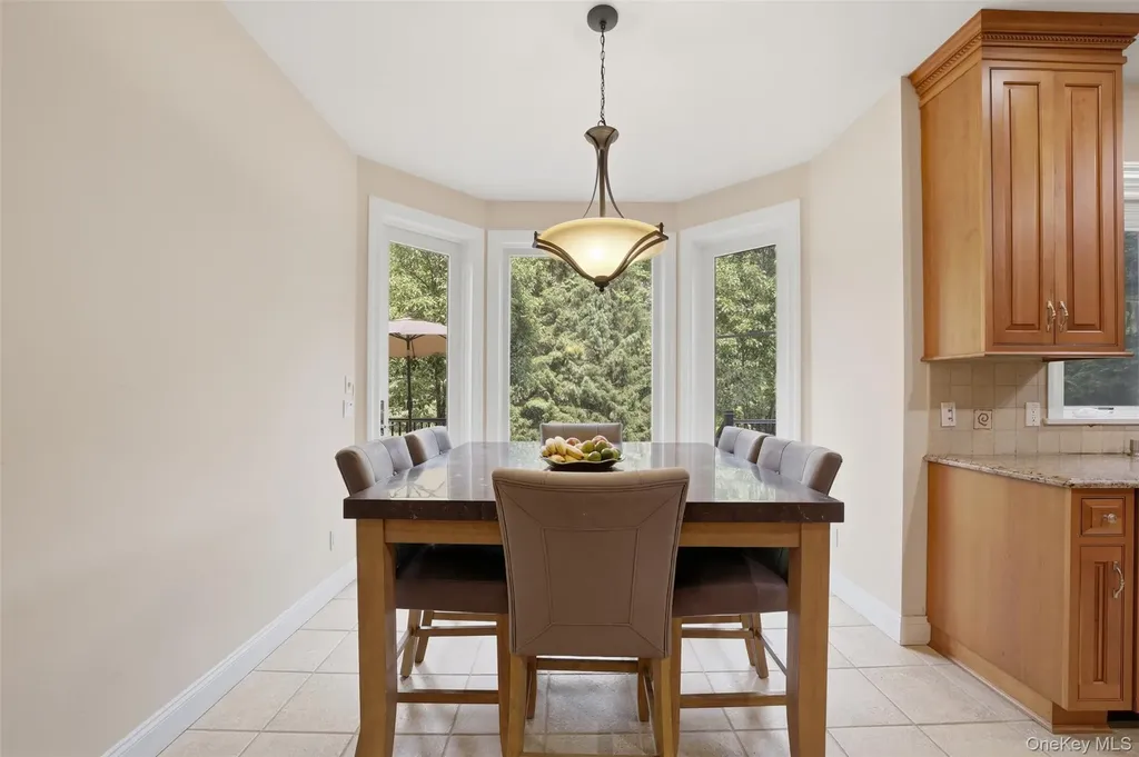 19 Shelley Lane West Harrison NY 10604