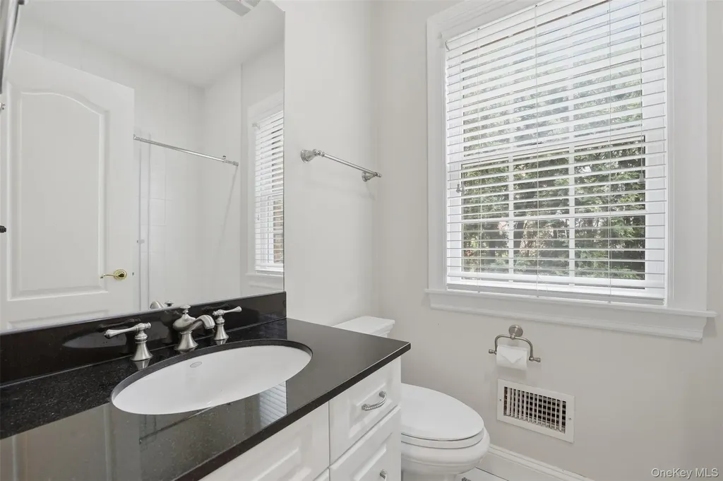 19 Shelley Lane West Harrison NY 10604