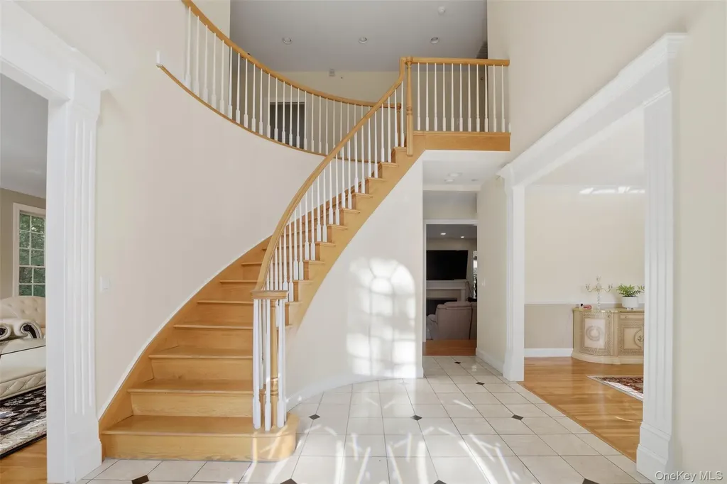 19 Shelley Lane West Harrison NY 10604