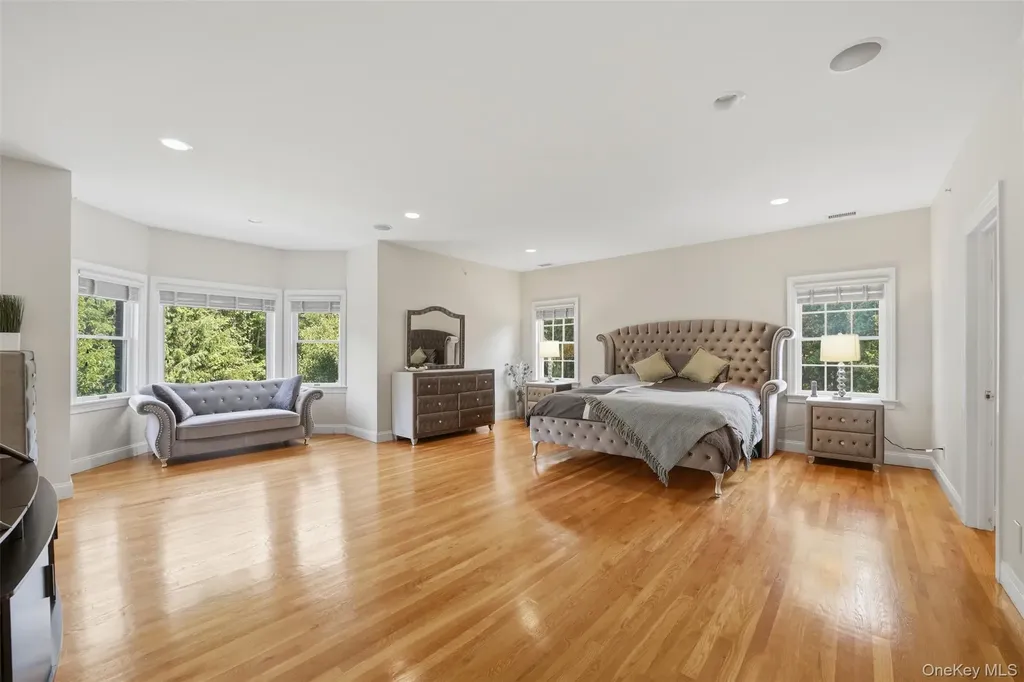 19 Shelley Lane West Harrison NY 10604