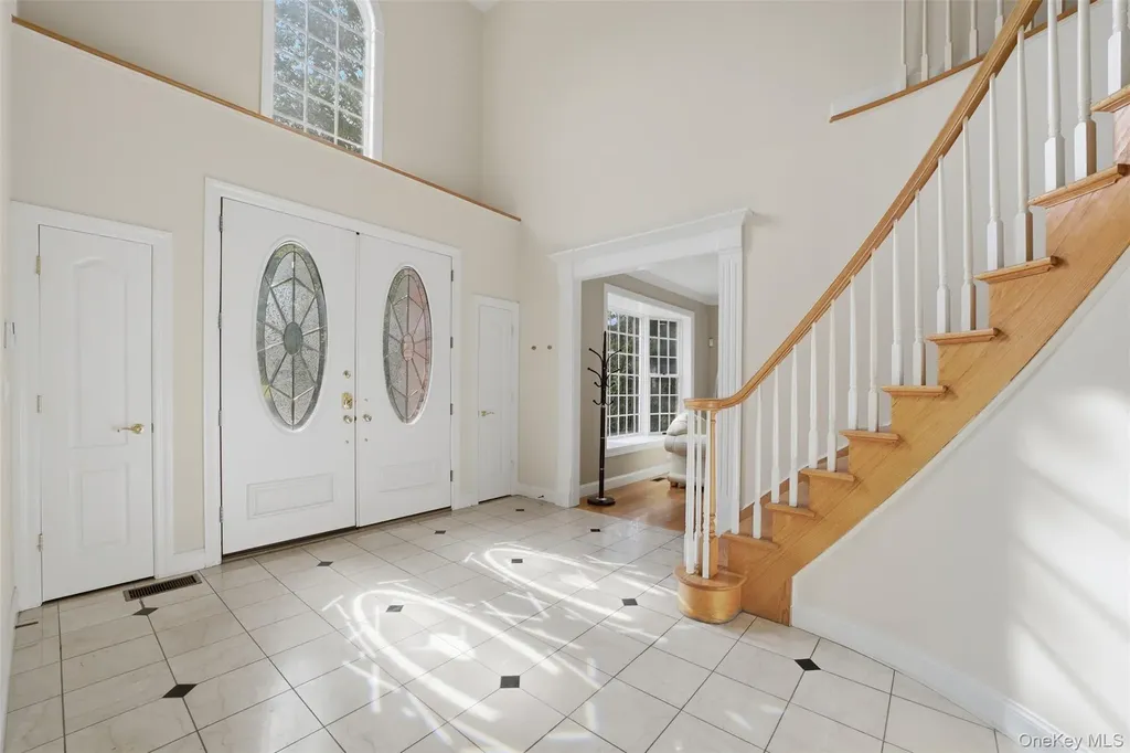 19 Shelley Lane West Harrison NY 10604