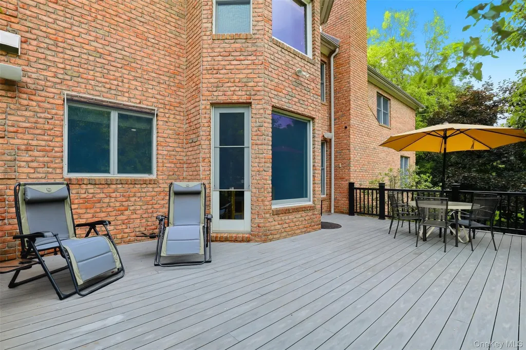 19 Shelley Lane West Harrison NY 10604