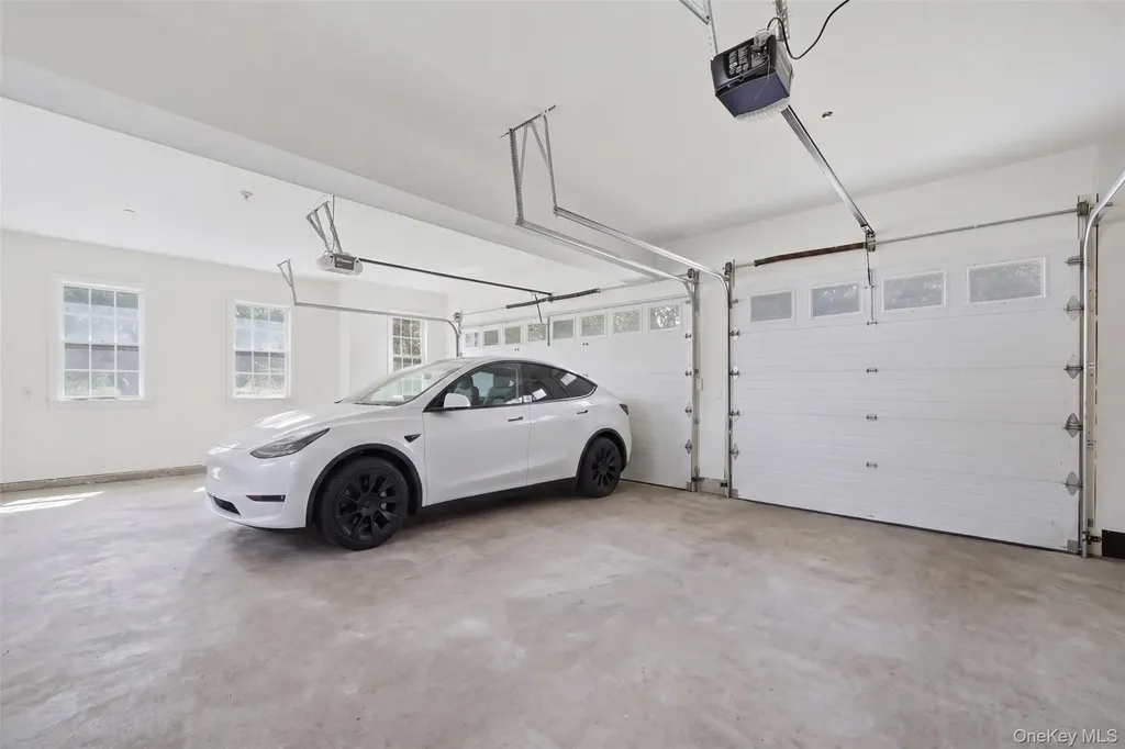 19 Shelley Lane West Harrison NY 10604