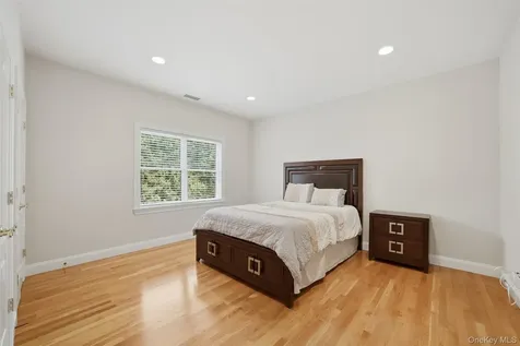 19 Shelley Lane West Harrison NY 10604