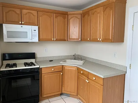 24 Hall Avenue Eastchester NY 10709