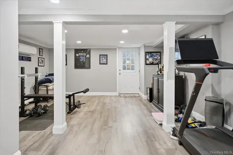 272 Hamilton Avenue Massapequa NY 11758