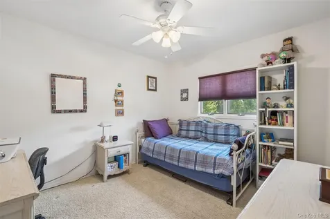 20 Melbourne Lane Old Bethpage NY 11804