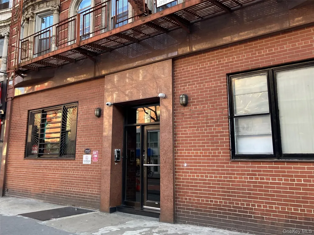 234 E 14th Street New York (manhattan) NY 10003